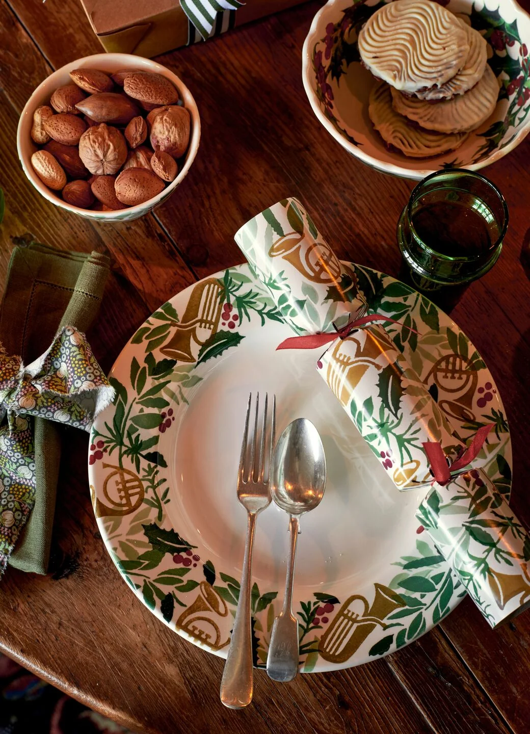 Bring In The Green Large Dinner Plate, 10.5 Inch